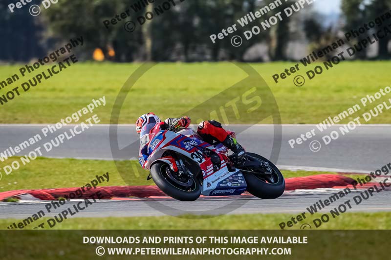 enduro digital images;event digital images;eventdigitalimages;no limits trackdays;peter wileman photography;racing digital images;snetterton;snetterton no limits trackday;snetterton photographs;snetterton trackday photographs;trackday digital images;trackday photos